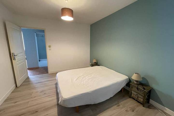 Location de vacances pour 12 personnes, avec jardin et terrasse à Saint-Vivien - 4