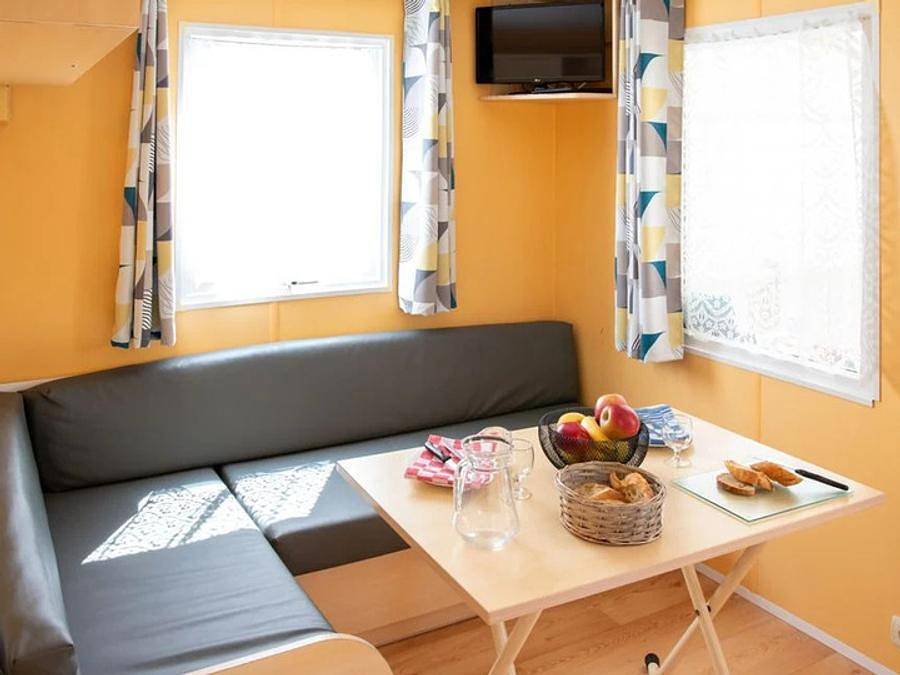 Camping Les Dinosaures - Mobilhome 2 personnes - Mh Cosy 1ch 2 pers in Talmont-Saint-Hilaire, Vendée