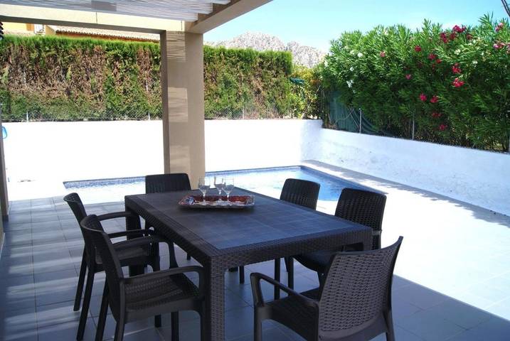 Casa de vacaciones para 6 personas, con terraza y piscina - 1