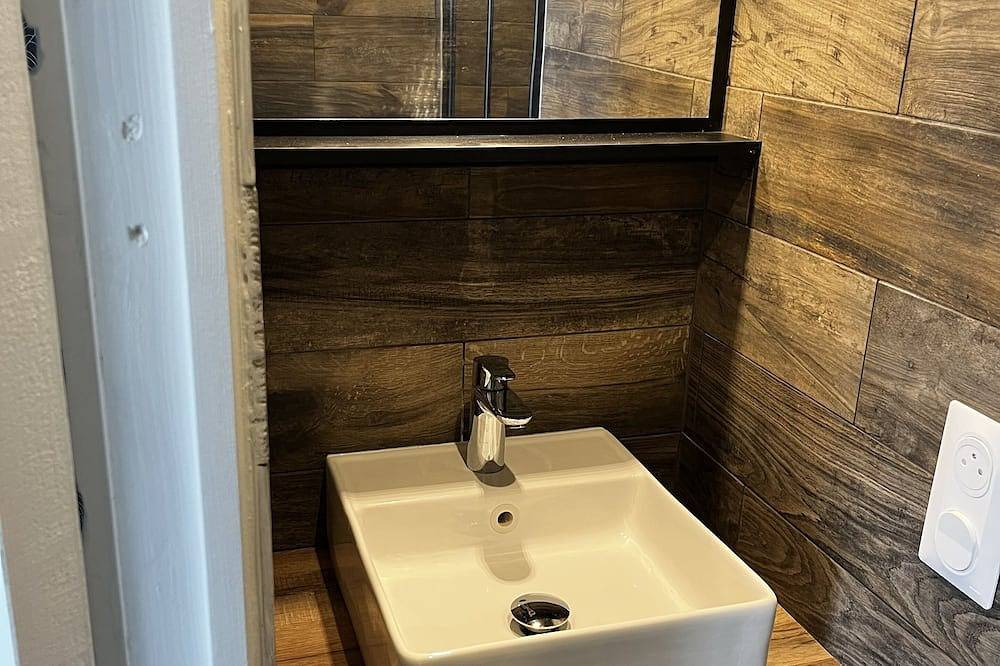 Apartamento entero, Superbe Studio en Résidence Standing à 2 Minutes de Lisle Adam in Beaumont-sur-Oise, Valle del Oise
