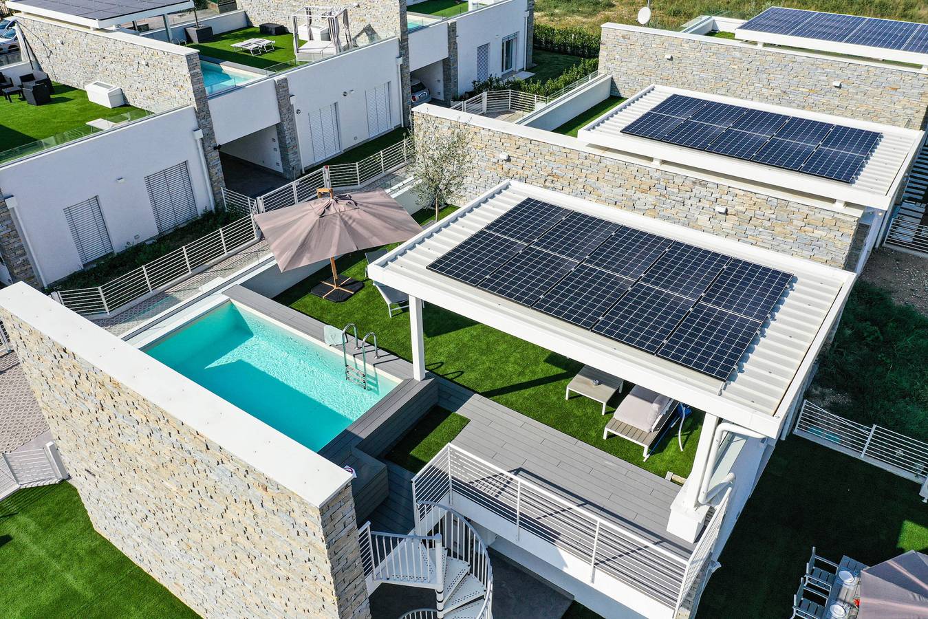 Villetta Dolci Luxury Home - A2 in Peschiera del Garda, Gardasee-Berge