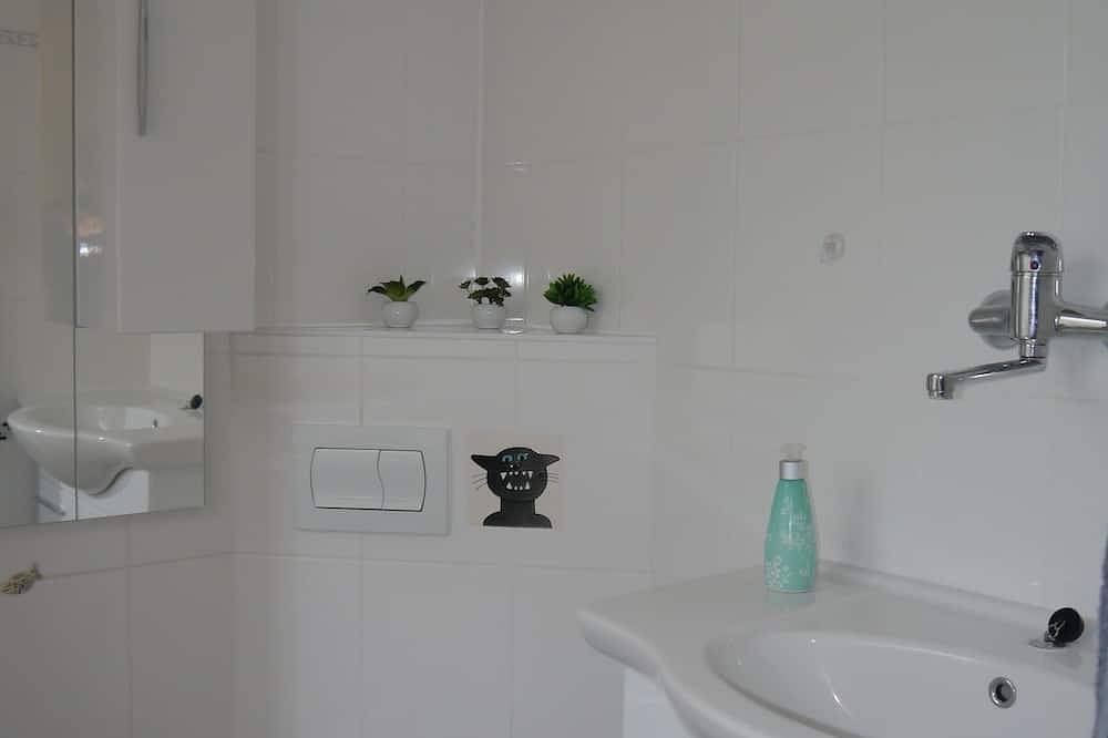 Ganze Wohnung, Ferienwohnung bis zu 4 Personen in Altenhof am Werbellinsee in der Schorfheide in Altenhof, Schorfheide