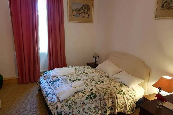 16th Century Elegant & Eccentric Country House ~ Mountain Views in Magdalensberg, Klagenfurt-Land