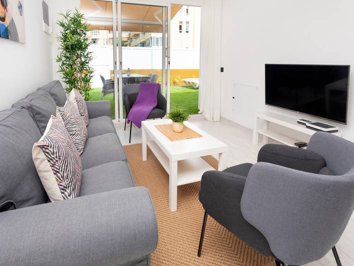 Apartamento para 6 personas, con piscina y terraza, Familias con niños en Campo Internacional