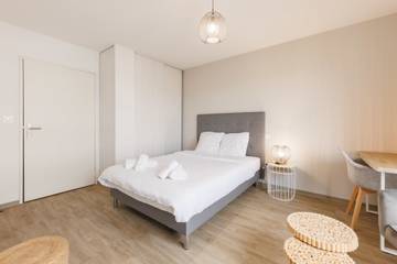 Holiday Rental for 2 People in Clermont-Ferrand, Clermont-Ferrand region, Photo 4