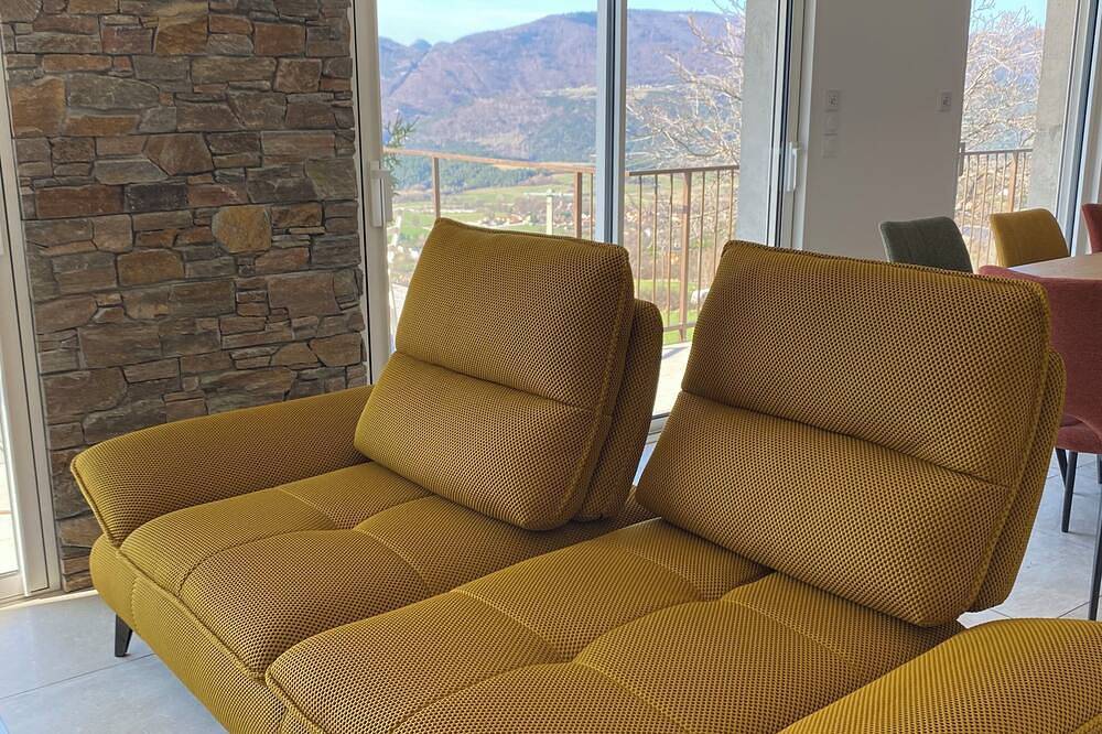 Villa Morgon 160m² in 2 apartments, swimming pool, sauna, 5 bedrooms, sublime lake view in Prunières, Nationalpark Écrins
