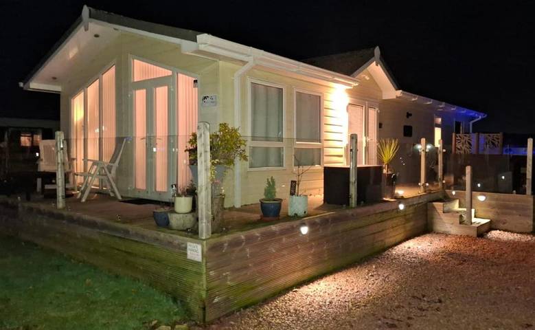 Camping für 4 Personen, mit Ausblick und Garten in Eden