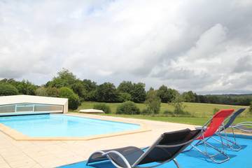 Gîte for 27 People in Saint-Laurent-sur-Gorre, Nouvelle-Aquitaine, Photo 2