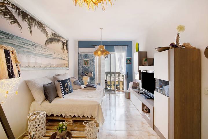 Hel lägenhet, Vacation Apartment 'Casa Siryo' with Mountain View, Private Terrace and Wi-Fi in Castillo del Romeral, San Bartolomé de Tirajana