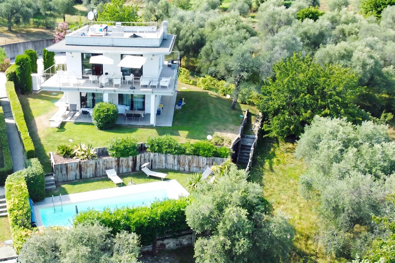 Geheel appartement, Casa Bougainville Shared Pool & Lakeview in Maderno, Toscolano-Maderno