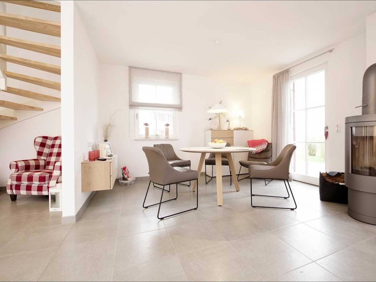 Ganze Ferienwohnung, Roter Milan in Groß Schwansee, Kalkhorst