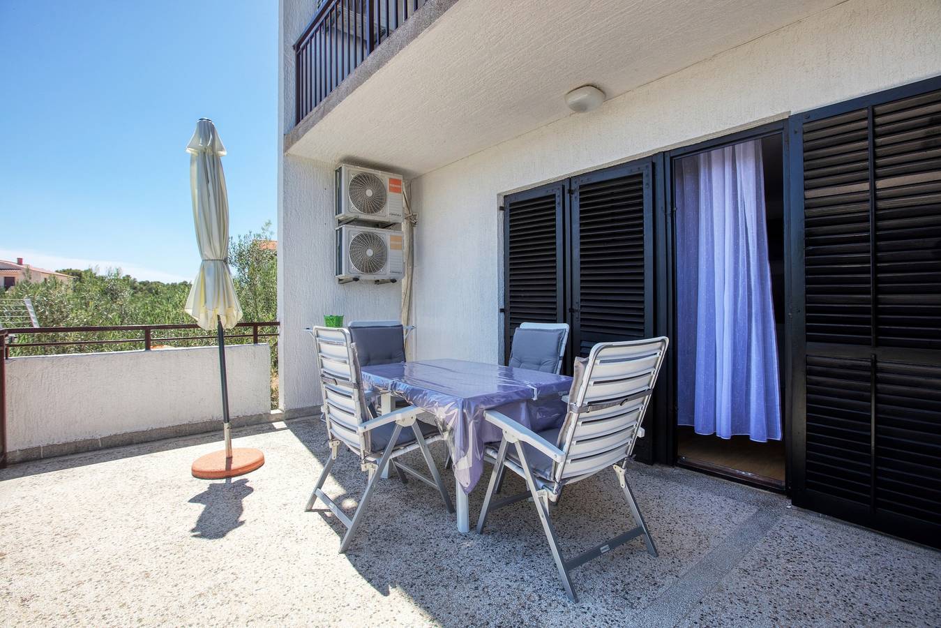 Ganze Wohnung, Studio Appartement mit Terrasse Jezera, Murter As-798-c in Tisno, Murter