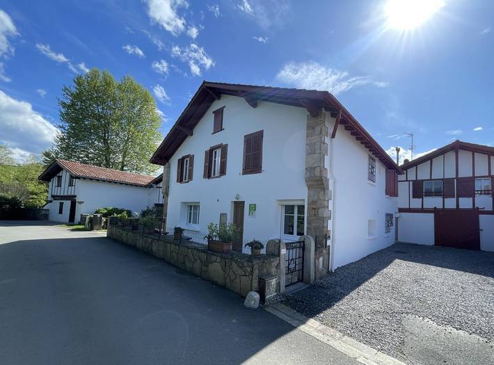 Maison de vacances pour 10 personnes, avec Terrasse et Jardin à Saint-Pée-sur-Nivelle