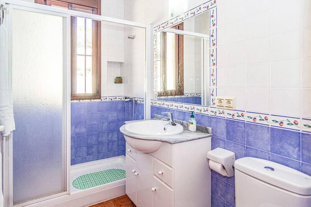 2 bedroom amazing home in El Gastor in El Gastor, White Villages