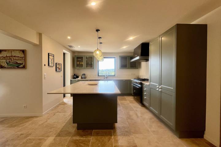 Maison de campagne pour 11 personnes, avec jardin et piscine à Lauris - 3