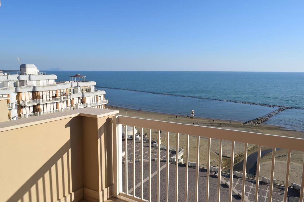 Ganze Wohnung, La Terrazza Sul Tirreno in Nettuno, Rom Provinz