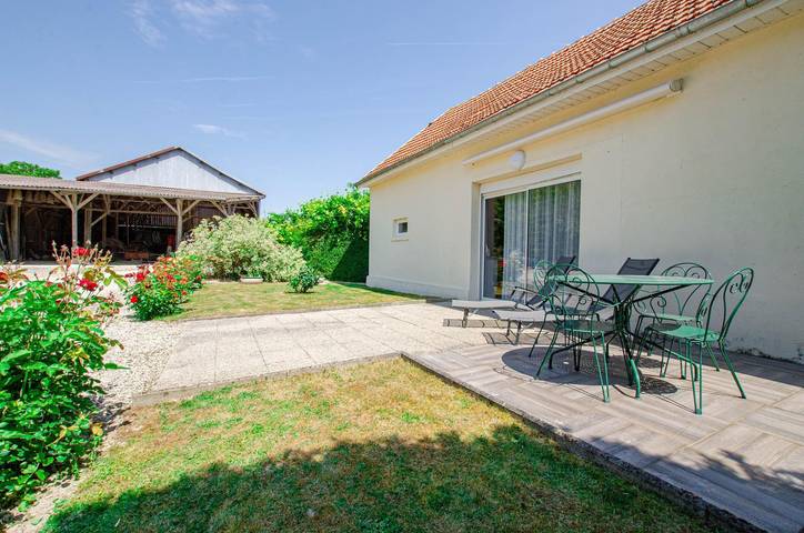 Gîte pour 2 personnes, avec jardin dans Champigny-sur-Aube