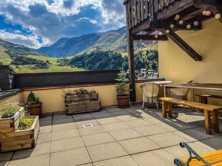 Ferienwohnung für 4 Personen, mit Terrasse und Pool sowie Sauna in Bivio