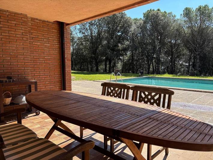 Chalet para 9 personas, con jardín además de vistas y piscina en Valles Oriental - 4