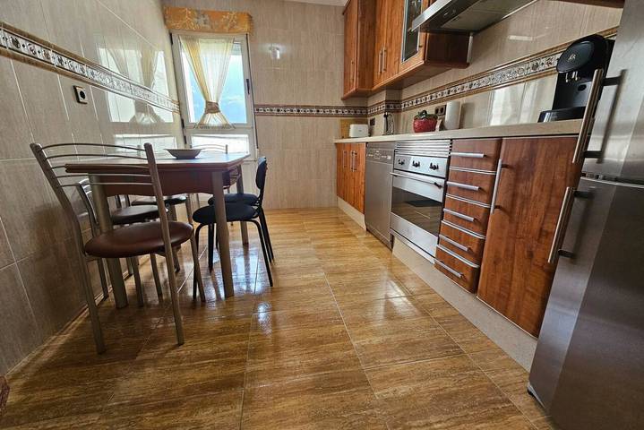 Appartement entier, Charmant appartement de 101 m² - Wi-Fi, cuisine équipée, lave-linge/sèche-linge in Laviana, Chaîne Cantabrique