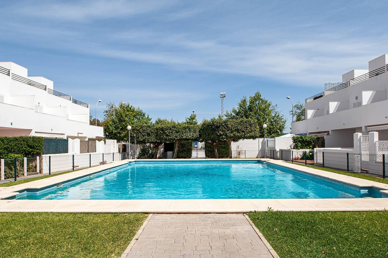 Casa familiar Casa Noah cerca de la playa con piscina, terraza, balcón y Wi-Fi in Conil de la Frontera, Costa de la Luz