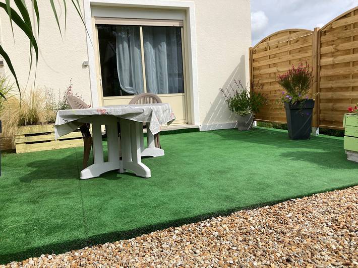 Gîte pour 3 personnes, avec terrasse à Mosnes - 2