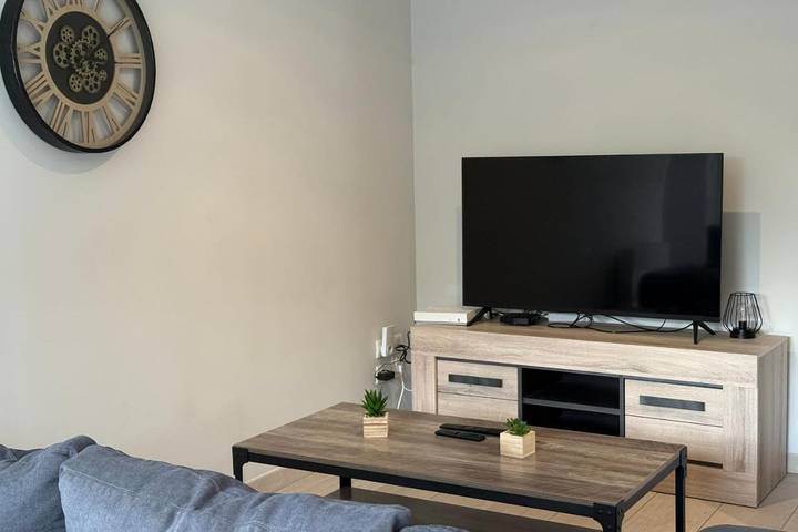 Location de vacances pour 6 personnes, avec jardin et terrasse à Asnières-la-Giraud - 3