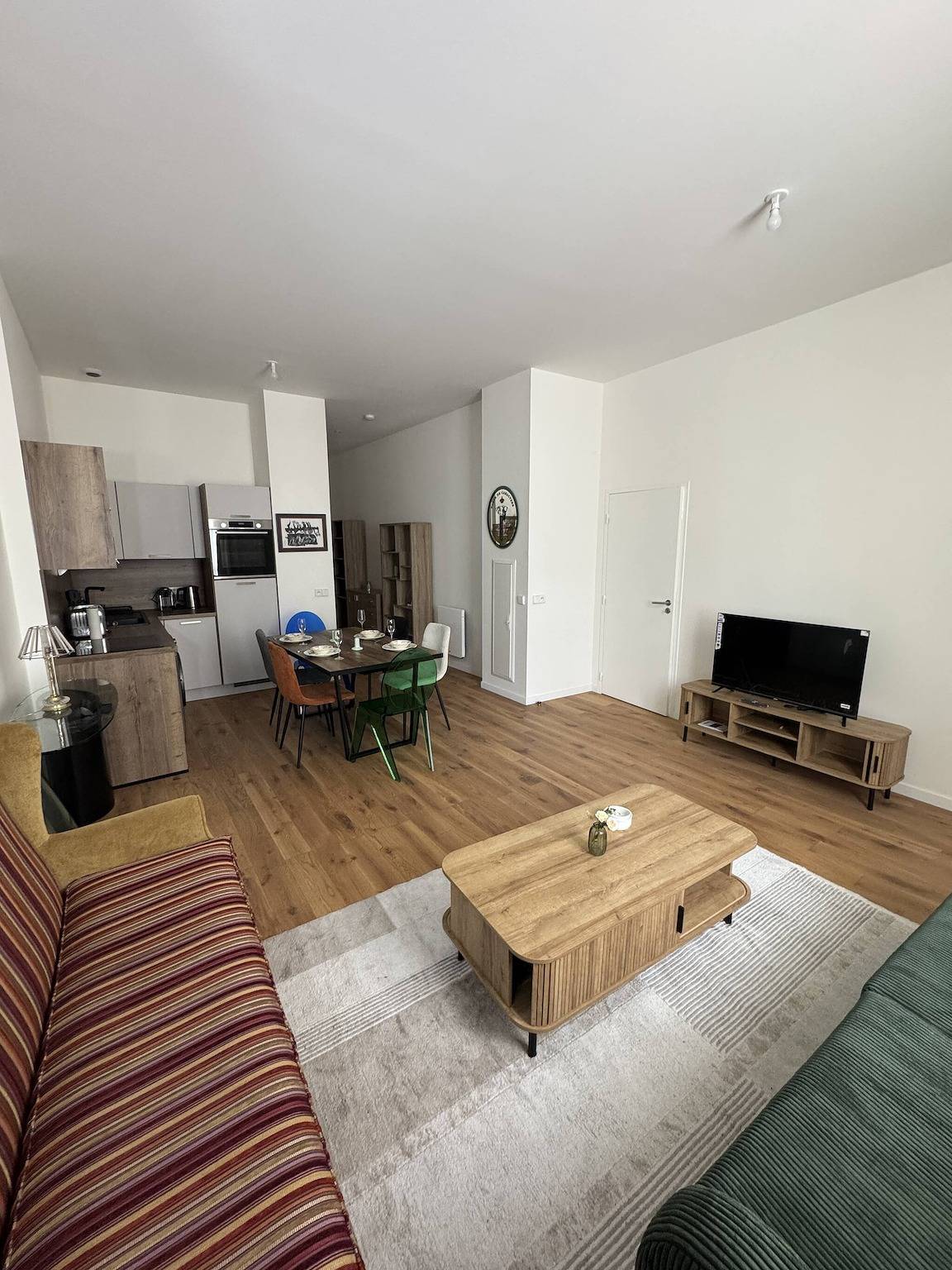 Apartamento entero, Elegante apartamento de 2 dormitorios en el corazón de París in París, Isla de Francia