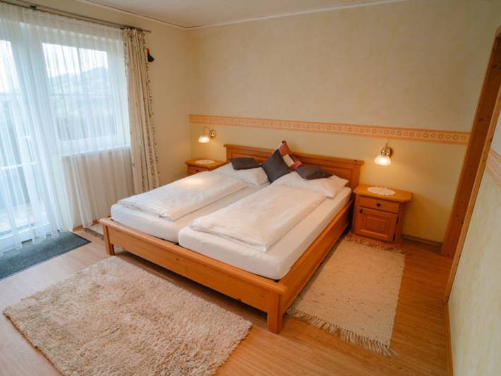 Ganze Wohnung, Kirschbaum in Rottenmanner und Wölzer Tauern, Irdning-Donnersbachtal