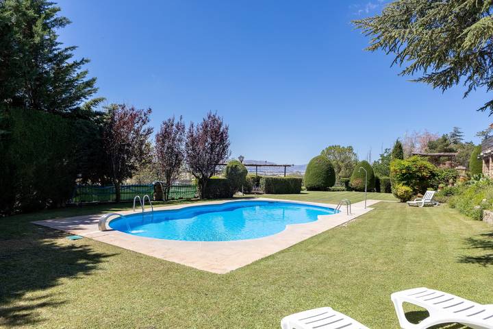 Casa rural para 14 personas, con Jardín en Castilla y León - 2