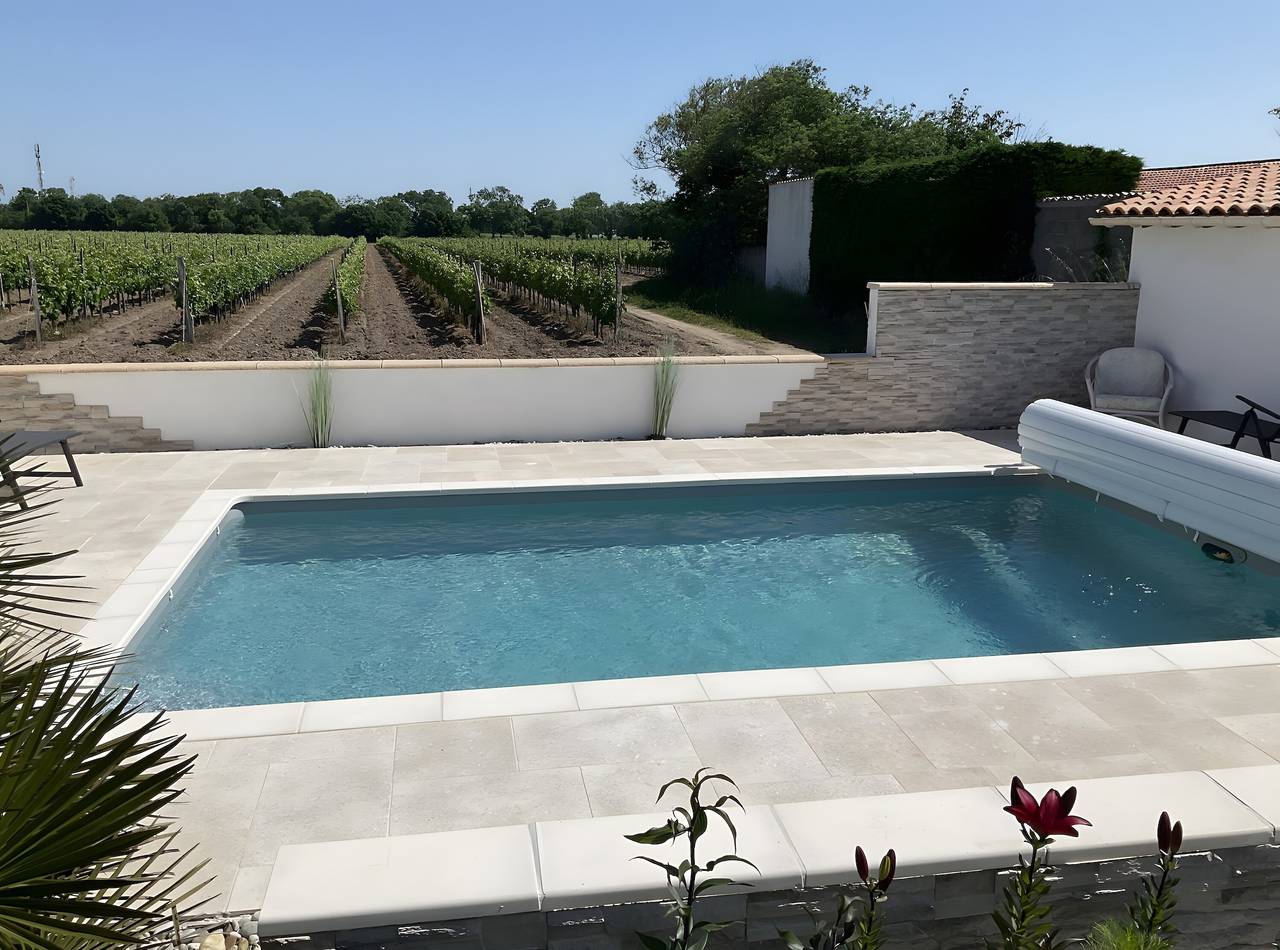 Gästezimmer „Bali“ mit Gemeinschaftspool, Wlan und Klimaanlage in Saint-Pierre-d'Oléron, Côte de Beauté
