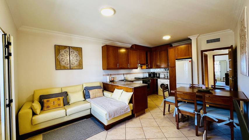 Apartamento inteiro, Bicos 7 | Piscina Partilhada | 6 Pax | Albufeira in Praia da Oura, Albufeira e Olhos de Água