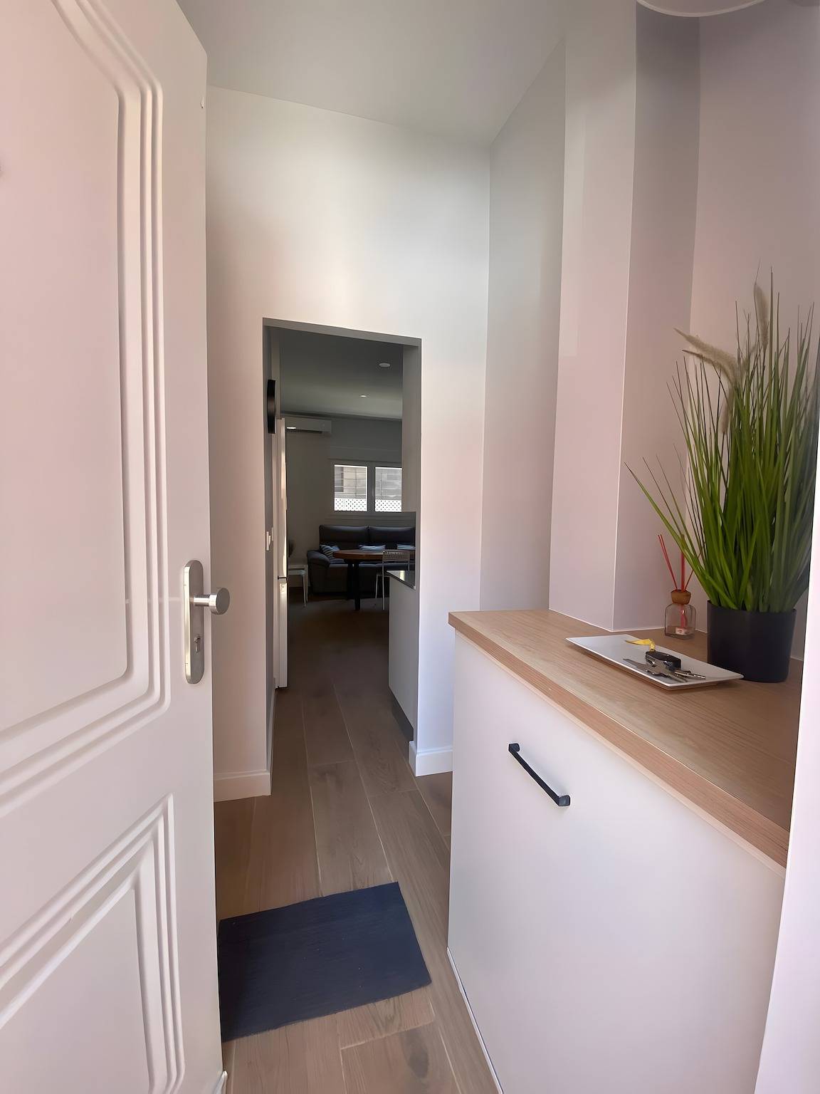 Apartamento entero, Moderno Apartamento frente al mar con Wi-Fi y Aire Acondicionado in Playa La Victoria, Cádiz