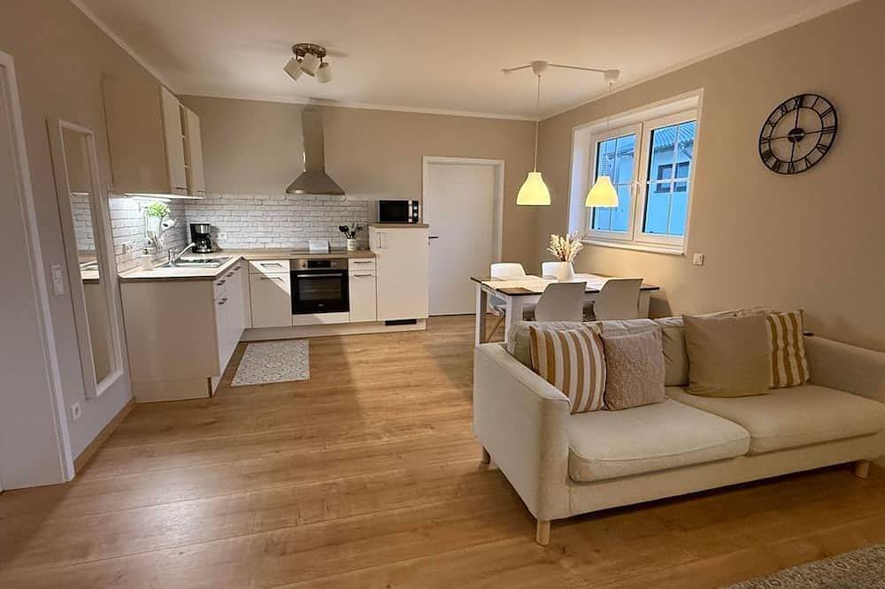 Ganze Wohnung, Ferienwohnung Schöne Aussicht - Appartement/Fewo, Dusche und Bad, Wc, 2 in Simmertal, Landkreis Bad Kreuznach