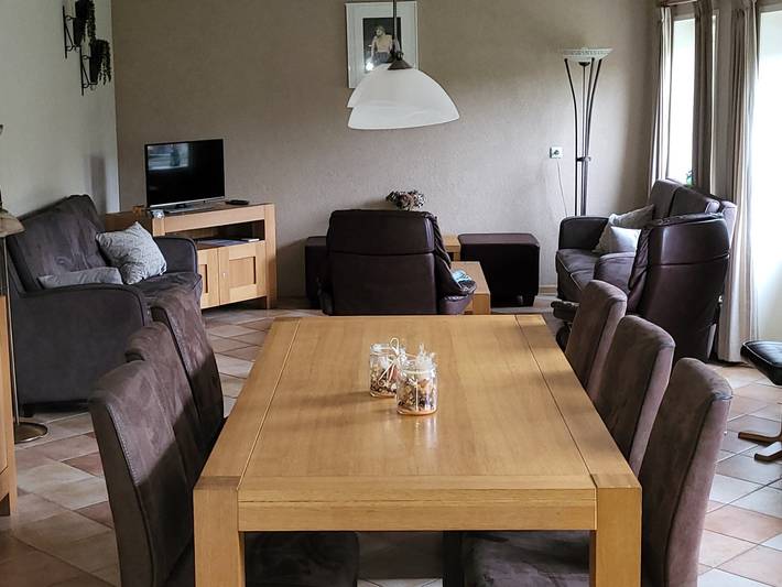 Gemütliche Gruppenunterkunft für 15 Pers. geeignet in Drenthe in Ruinen, Nationalpark Dwingelderveld