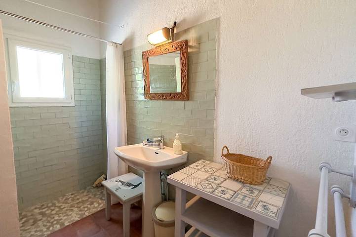 Location de vacances pour 4 personnes, avec jardin dans Plage Du Gros Jonc Le Bois Plage En Re - 4