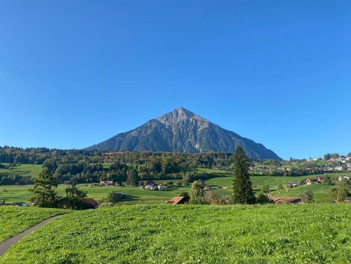 Gîte pour 6 personnes, avec balcon et vue à Spiez - 2