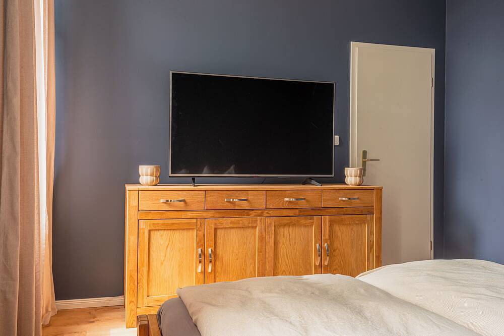 Hel lejlighed, Spacious design apartment near the Estrel Hotel in Neukölln Berlin, Berlin