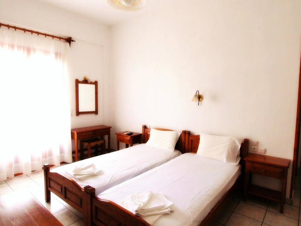 Double or Twin Room with Sea View in Agii Saranta, Zagora
