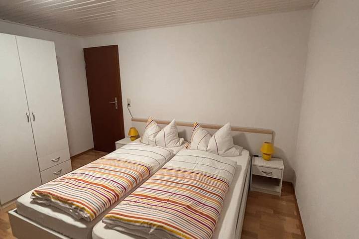 Ferienwohnung für 2 Personen, mit Garten in Ahorntal