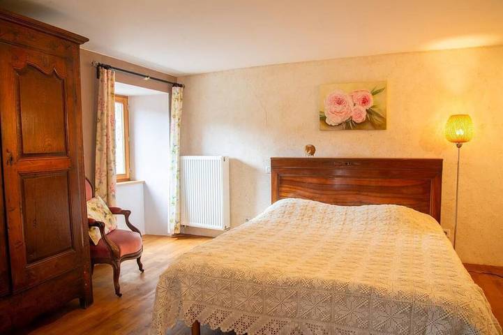 Location de vacances pour 8 personnes, avec jardin dans Office De Tourisme D Ispagnac - 3