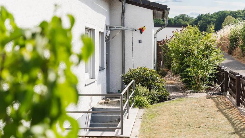 Bungalow für 4 Personen, mit Garten