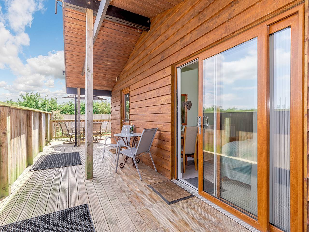 Kingfisher Lodge in Brandesburton, East Riding of Yorkshire