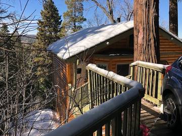 Log Cabin for 6 Guests in Lake Arrowhead, San Bernardino County, Picture 3