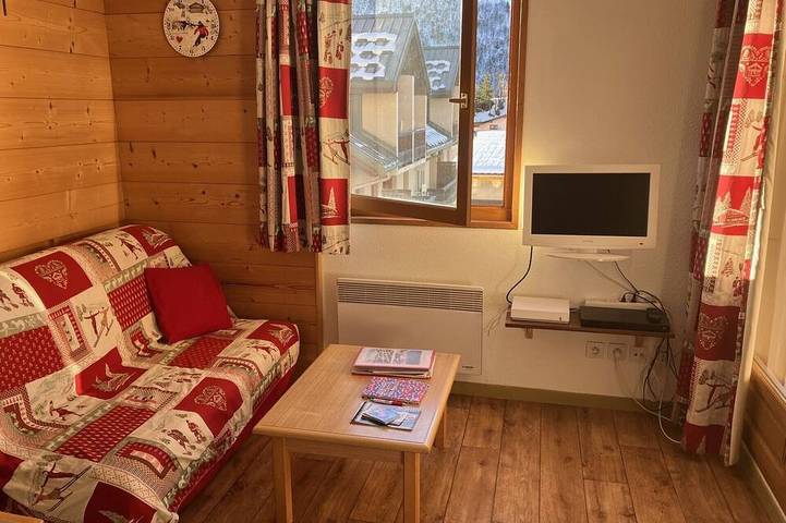 Gîte pour 4 personnes, avec Balcon dans Office De Tourisme De Saint Sorlin D Arves