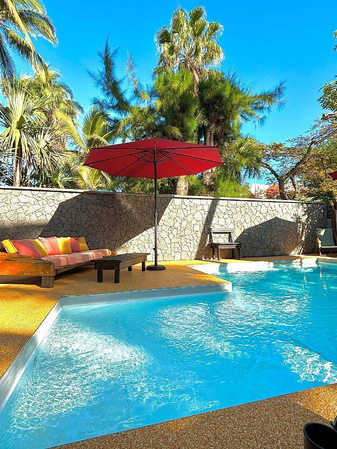 Hôtel pour 2 personnes, avec jardin ainsi que terrasse et piscine
