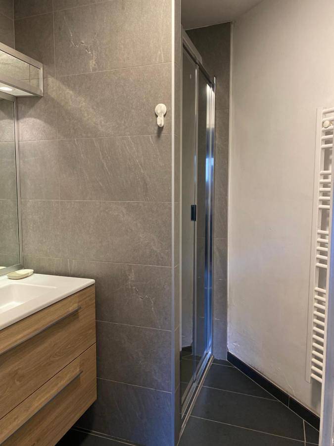 Chalet pour 12 personnes, avec jardin et vue à Le Bourg-d'Oisans - 4