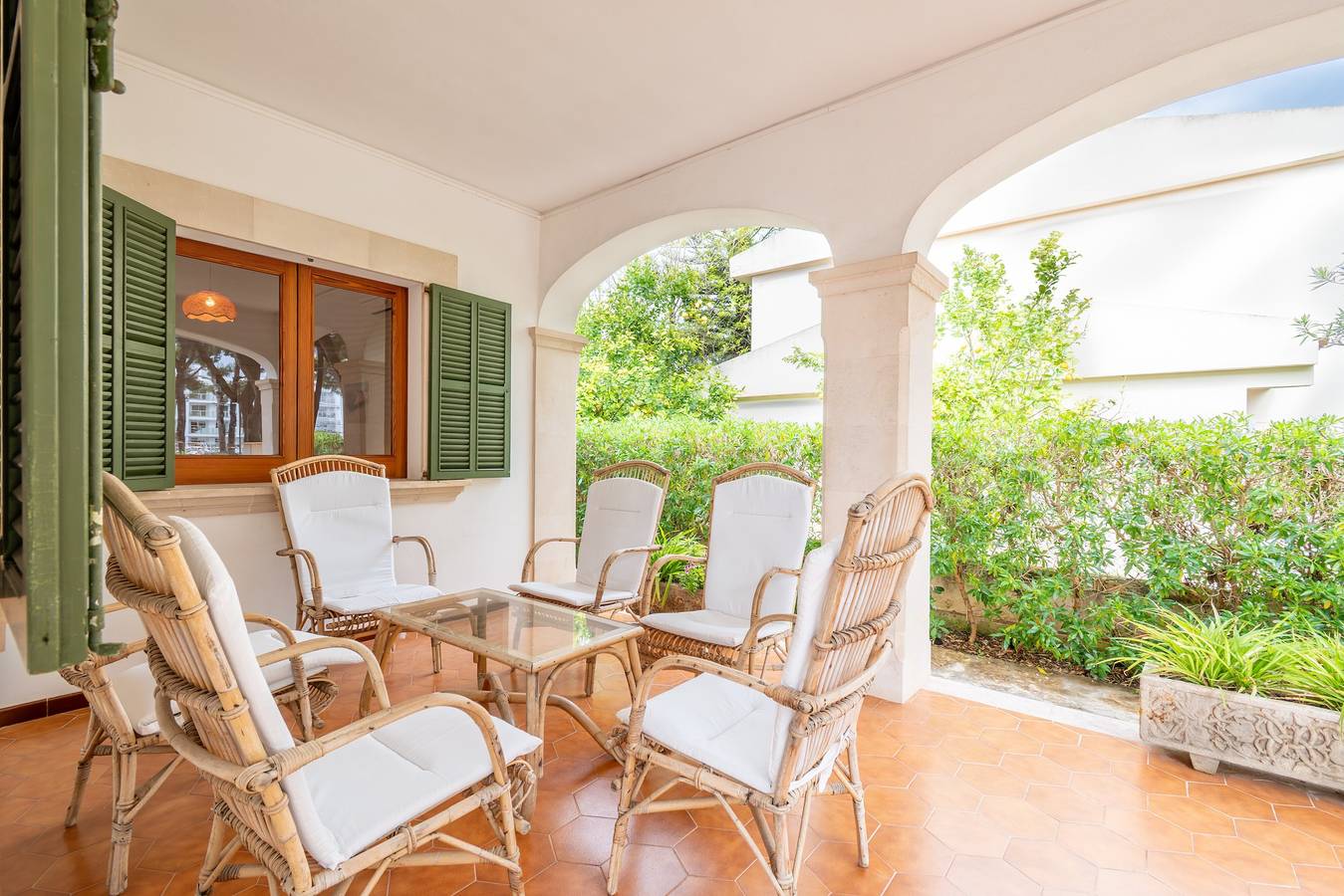 Villa 'Anecs' avec jardin privé, Wi-Fi et climatisation in Playa de Muro, Muro