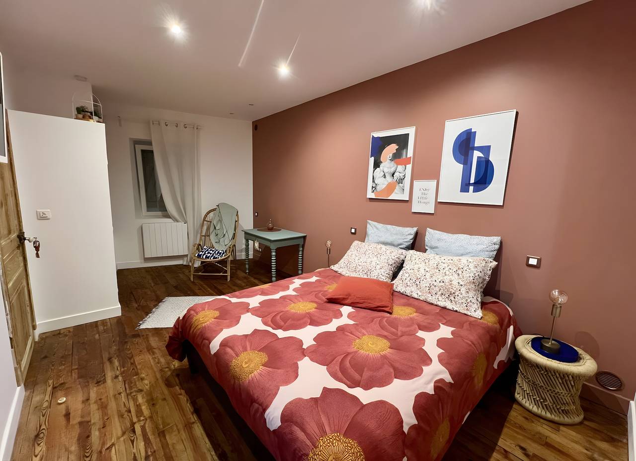 Bed and Breakfast 'Terracota' con terraza compartida, jardín compartido y Wi-Fi in Riom, Puy-de-Dôme