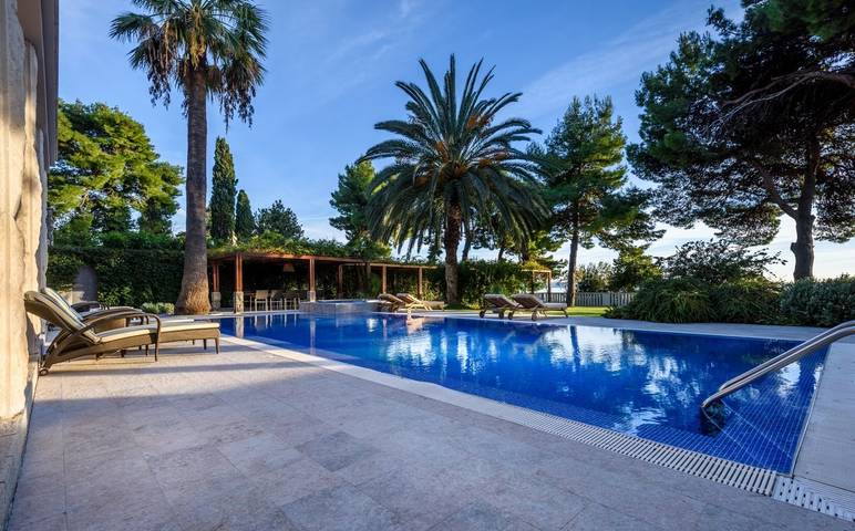 Ferienhaus für 10 Personen, mit Garten und Sauna sowie Pool in Split - 2